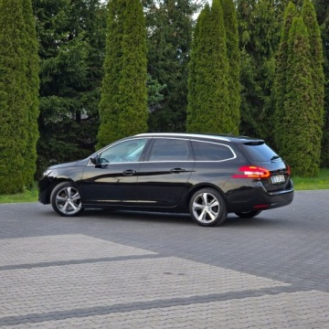 Peugeot 308 II SW Facelifting 1.2 PureTech 130KM 2019 Peugeot 308 T9 1.2 Benzyna PureTech 130 S&amp;S, zdjęcie 13