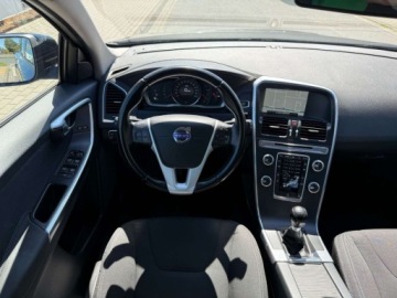 Volvo XC60 I SUV Facelifting 2.0 D3 DRIVE-E 150KM 2015 Volvo XC 60 NAWIGACJALEDYCZUJNIKI ZMIERZCHUGWARANCJA 2.0 Diesel 150KM, zdjęcie 8