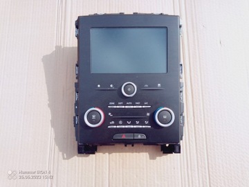 WYSWIETLACZ RADIA NAVI PANEL MEGANE IV OD 16R.