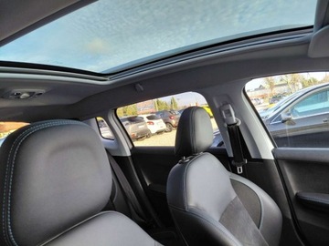 Peugeot 2008 I SUV Facelifting 1.2 PureTech 110KM 2018 Peugeot 2008 Automat Panorama Kamera Navi Sensor Alu 1.2 Benzyna 110KM, zdjęcie 17