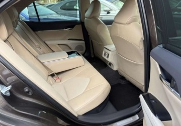 Toyota Camry IX Sedan 2.5 Hybrid Dynamic Force 218KM 2020 Toyota Camry salon Polska, Head-Up, FV-VAT 23, 1 rej 21r. 2.5 Hybryda, zdjęcie 18