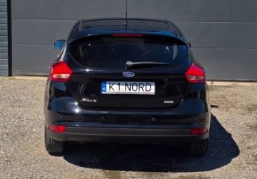 Ford Focus III Sedan Facelifting 1.0 EcoBoost 125KM 2016 Ford Focus Bezwypadkowy, FV23, KredytowanieLeasing, Titanium, gwarancja 12m, zdjęcie 9