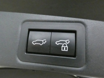 Toyota Corolla XII TS Kombi Facelifting 1.8 Hybrid 140KM 2025 Od ręki - Executive 1.8 Hybrid 140KM | Podgrzewane fotele!, zdjęcie 12