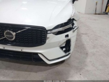 Volvo XC60 II 2024 Volvo XC 60 2024 VOLVO XC60 B5 CORE DARK THEME 2.0 Benzyna 247KM, zdjęcie 8