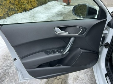Audi A1 I Sportback 5d Facelifting 1.6 TDI 116KM 2015 Audi A1 Sportback 1.6 TDi automat,biała perła!, zdjęcie 21