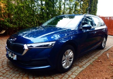 Skoda Octavia IV Kombi 2.0 TDI 115KM 2022 Skoda Octavia IV 2022 kombi 2.0 TDI DSG bezwypadkowy ładny kolor F Vat 23%, zdjęcie 1