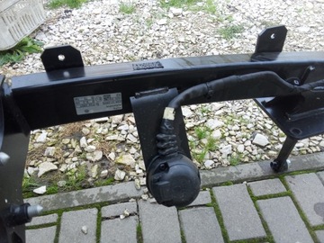 БУКСИРОВОЧНЫЙ КРЮК ЕС VW CADDY IV V 20- 2K7803881B