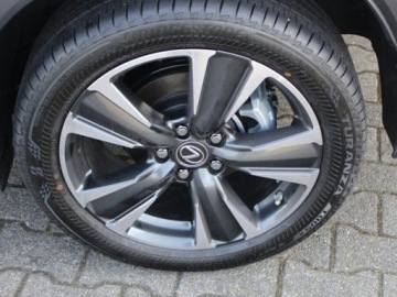 Lexus UX Crossover Facelifting 2.0 300h 199KM 2025 LEXUS UX 300h Business 2.0 Hybrid Dynamic Force Suv 199KM 2025, zdjęcie 3