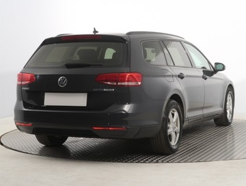 Volkswagen Passat B8 Variant 2.0 TDI 150KM 2015 VW Passat 2.0 TDI, 1. Właściciel, VAT 23%, Navi, zdjęcie 4