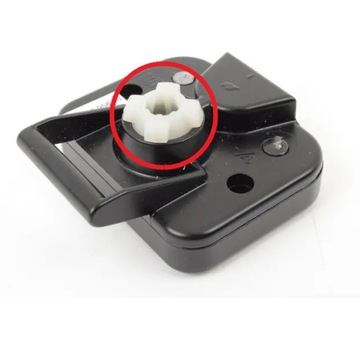 Выталкивающая резинка замка двери багажника Porsche 924 944