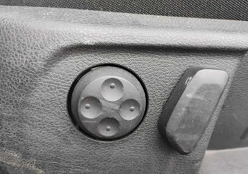 Volkswagen CC 2.0 TDI BlueMotion Technology 150KM 2016 Volkswagen CC 2016r, 2.0 TDI. Uszkodzony przod. 2.0 Diesel 150KM, zdjęcie 19