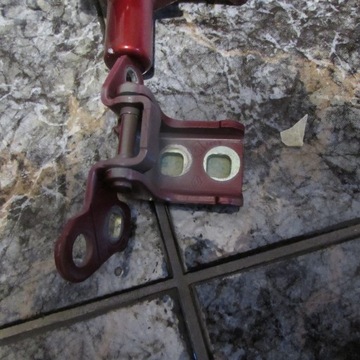 RENAULT ZOE ZAWIASY DRZWI PRZEDNICH PRAWYCH