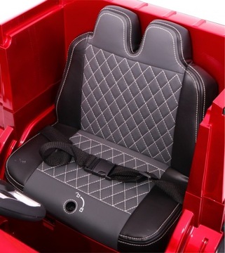 Автомобиль на аккумуляторе Mercedes AMG G65 LED LED Radio