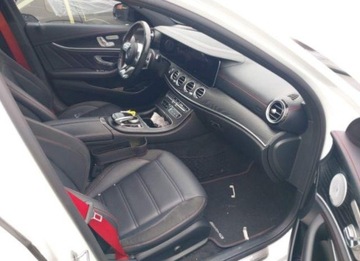 Mercedes Klasa E W213 2020 Mercedes-Benz Klasa E 2020, 3.0L, 4x4, 53 AMG, od ubezpieczalni, zdjęcie 13