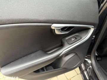 Volvo V40 II Hatchback Facelifting 2.0 D3 150KM 2018 Volvo V40 Volvo V40 D3 Inscription 2.0 Diesel 150KM, zdjęcie 23