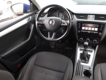 Skoda Octavia III Kombi Facelifting 1.4 TSI 150KM 2017 Skoda Octavia 1.4 TSI, Salon Polska, Klima, zdjęcie 6