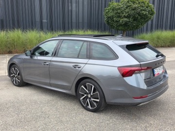 Skoda Octavia IV Kombi 2.0 TDI 150KM 2022 Skoda Octavia IV 2.0 TDI DSG SportLine, zdjęcie 9