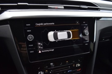 Volkswagen Arteon Fastback Facelifting 2.0 TSI 190KM 2022 Volkswagen Arteon R-Line 190 KM TSI DSGDCCLEDAmbientePakietZimowy VAT 23, zdjęcie 15