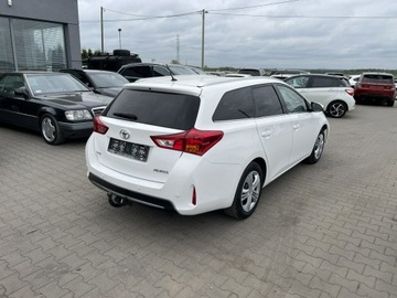 Toyota Auris Kamera cofania Książka serwisowa