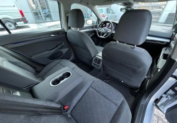 Volkswagen Golf VIII Variant 1.5 TSI 130KM 2021 Volkswagen Golf Variant Variant Life, ACC, Ladowarka indukcyjna, Ambiente,, zdjęcie 8