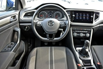 Volkswagen T-Roc I SUV 1.0 TSI 110KM 2020 Volkswagen T-Roc Bezwypadkowy / Salon Polska /, zdjęcie 12