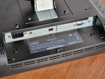Monitor dotykowy 17