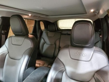 Jeep Cherokee V 2022 Jeep Cherokee Limited 2022 3.2l 3.2 Benzyna 271KM, zdjęcie 10