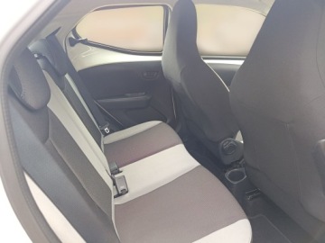 Toyota Aygo II Hatchback 5d 1.0 VVT-i 69KM 2014 Toyota Aygo 1.0 VVT-i X II (2014-) 1.0 VVT-i X, zdjęcie 10