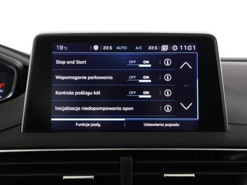 Peugeot 5008 II Crossover 1.2 PureTech 130KM 2018 Peugeot 5008 Allure navi PDC hak 7-osob. tempomat, zdjęcie 27