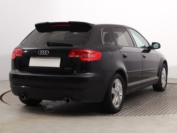 Audi A3 8P Hatchback 3d 2.0 TDI CR 140KM 2011 Audi A3 2.0 TDI, 4X4, Xenon, Bi-Xenon, Klima, zdjęcie 4
