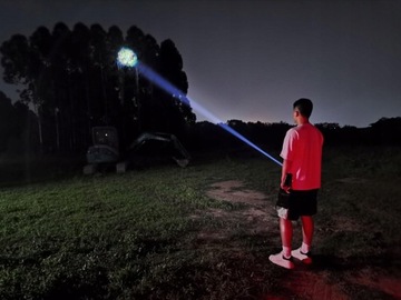 ТАКТИЧЕСКИЙ ФОНАРЬ ЗУМ, ДАЛЬНОСТЬ 1000М