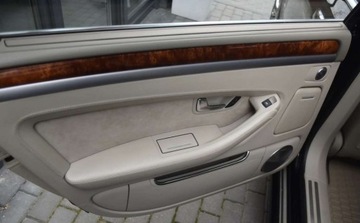 Audi A8 D3 Sedan 6.0 W12 450KM 2008 Audi A8 Audi A8 6.0 quattro Langversion 6.0 Benzyna 450KM, zdjęcie 27