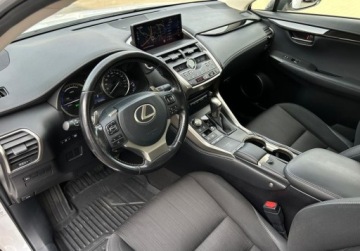 Lexus NX I SUV Facelifting 300h 197KM 2019 Lexus NX Elegance, Hak, Tempomat, Podgrzewane fotele, Rozpoznawanie znakow, zdjęcie 6