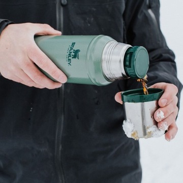 Стальной термос LEGENDARY CLASSIC - черный 0,75л / Stanley