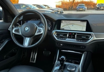 BMW Seria 3 G20-G21 Touring 2.0 330e 292KM 2022 BMW Seria 3 330e 292 KM Plug-In Laser M Sport Navi ACC Head Up Panorama 2.0, zdjęcie 20