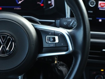Volkswagen Polo VI Hatchback 5d 1.0 TSI 115KM 2018 VW Polo 1.0 TSI, Salon Polska, 1. Właściciel, zdjęcie 19