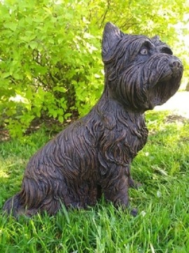 Садовая фигурка терьера шнауцера из бетона