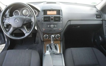 Mercedes Klasa C W204 Limuzyna 1.8 180 K 156KM 2009 Mercedes-Benz Klasa C 1.8B Kompresor Navi Oryginal Lakier 2 Kpl Kol Sprowa, zdjęcie 18