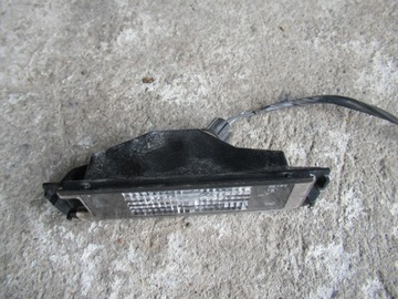 DACIA SANDERO II LAMPA PODSVÍCENÍ TABULKY