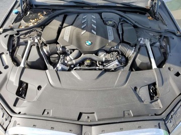 BMW Seria 7 G70 2022 BMW Seria 7 750xi 2022 4.4l 4.4 Benzyna 523KM, zdjęcie 6