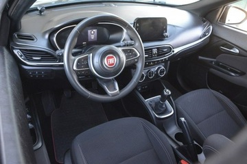 Fiat Tipo II Hatchback Facelifting 1.0 T3 Turbo 100KM 2021 Fiat Tipo 1.0Turbo City Sport Android Auto gwaranc, zdjęcie 10