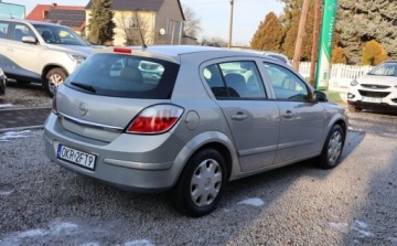 Opel Astra H Hatchback 5d 1.6 Twinport ECOTEC 105KM 2005 Opel Astra Instalacja LPG wazna do 2032 roku 1.6 BenzynaLPG 105KM, zdjęcie 2