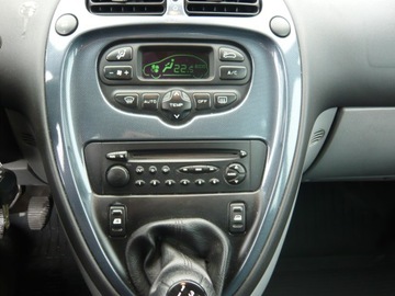 Citroen Xsara II 2003 Citroen Xsara Picasso 1.8 benzyna TANIE auto , sprawne, BEZ rdzy, opłacony, zdjęcie 11