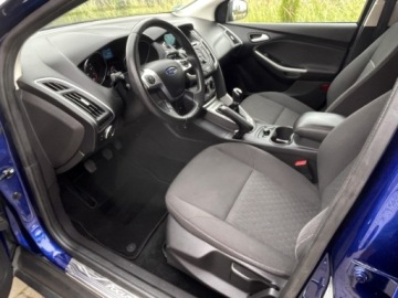 Ford Focus III Sedan Facelifting 1.0 EcoBoost 100KM 2014 Ford Focus 1,0 benzyna 100 Koni Nowy rozrzad Oplacony Benzyna 100KM, zdjęcie 16