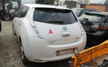 Nissan Leaf I Hatchback 5d Facelifting Elektryczny 109KM 2016 Nissan Leaf Elektryczny 109KM, zdjęcie 2