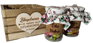 PREZENT DLA BABCI I DZIADKA SKRZYNKA ZE SŁODYCZAMI