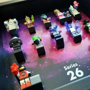 РАМКА ДЛЯ МИНИФИГУР LEGO 71046 СЕРИЯ 26 27СМ