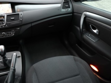 Renault Laguna III Hatchback 1.5 dCi 110KM 2009 Renault Laguna 1.5 dCi, Navi, Klima, Klimatronic, zdjęcie 7