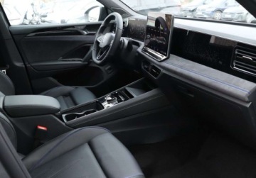 Volkswagen Tiguan III 2026 Volkswagen Tiguan LED Matrix, Climatronic, pakiet zimowy, dostepny od reki, zdjęcie 16