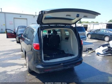 Chrysler Voyager V 2020 Chrysler Voyager LXI 2020 3.6l 3.6 Benzyna 287KM, zdjęcie 3